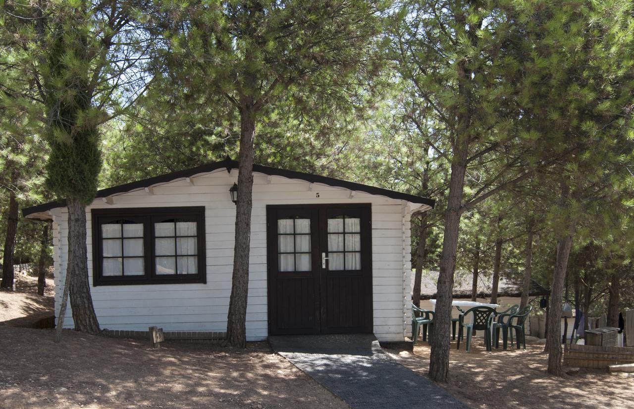 Camping Valdearenas Iznájar Buitenkant foto