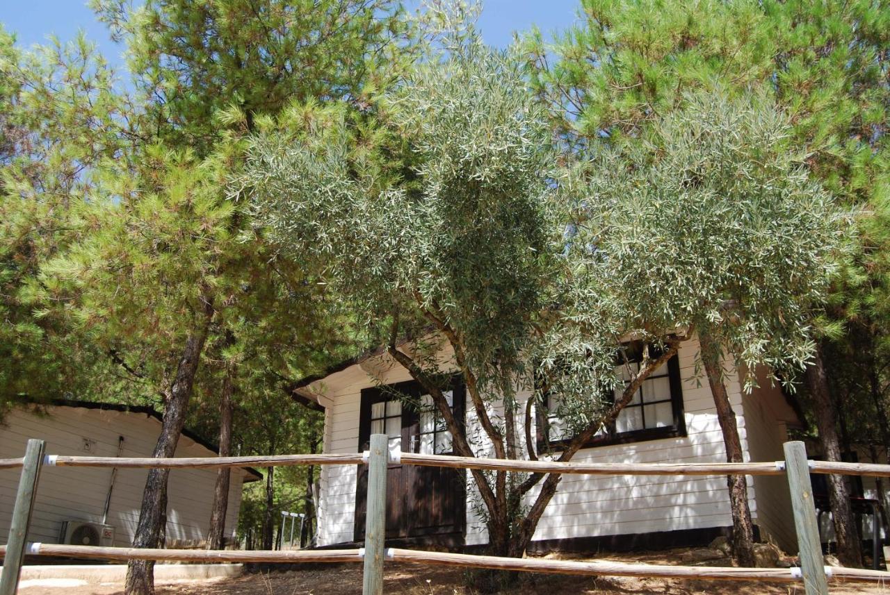 Camping Valdearenas Iznájar Buitenkant foto